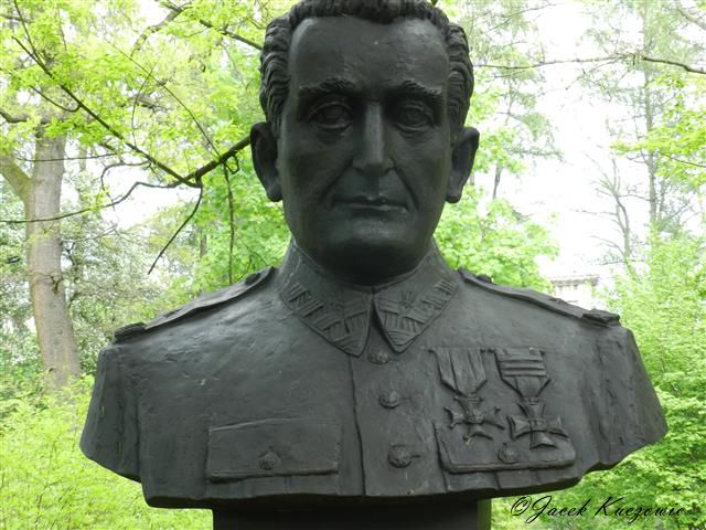 Pomnik Emila Pieldorfa
