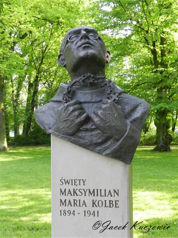 Pomnik Maksymiliana Kolbego