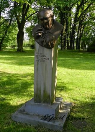Pomnik Zdzisława Peszkowskiego