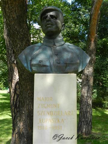 Pomnik Zygmunta Szendzielorza